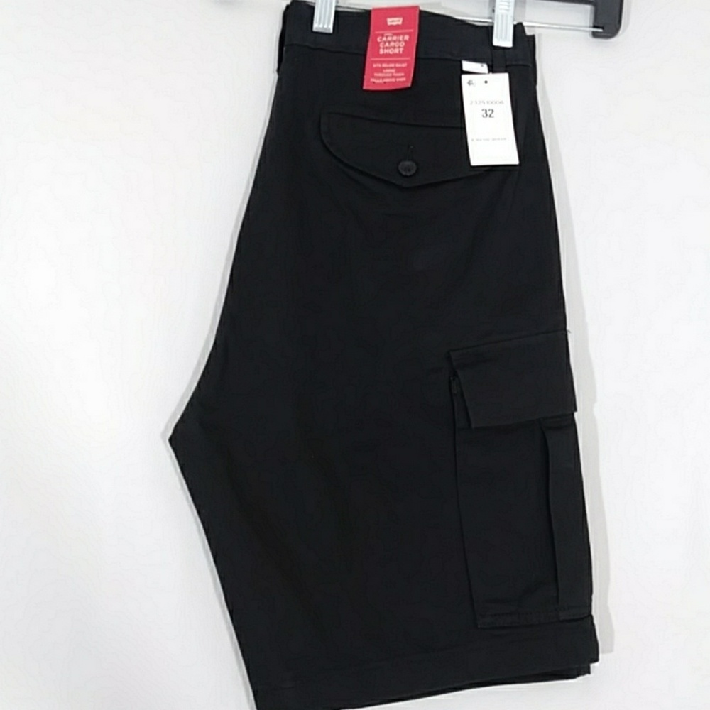 Levi's Cargo Shorts NWT